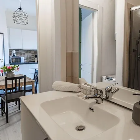 Joivy Cosy 1-bed Flat In Navigli Διαμέρισμα Μιλάνο