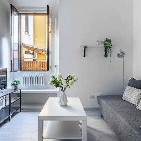 Lägenhet Joivy Cosy 1-bed Flat In Navigli *